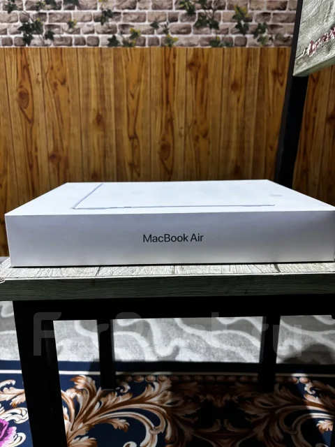 Apple MacBook Air 13 2026. 13.6", ��� 24 ��, ���� 1 024���, WiFi: 1, Bluetooth: 1, ����������� �� 19��. ����