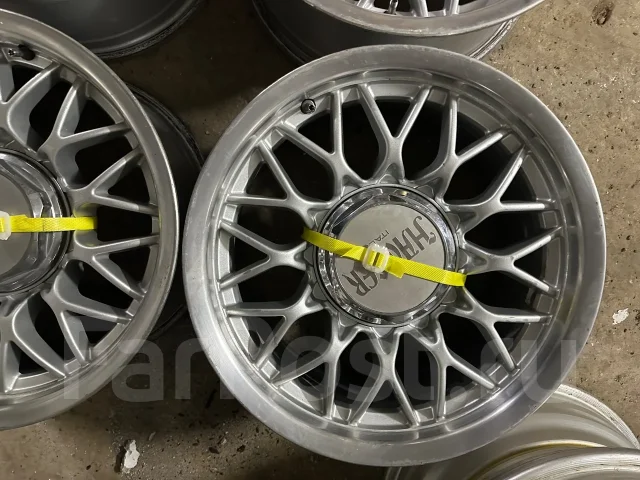 Paramount Hawser. 8.0x16", 6x139.7, ET22 ����
