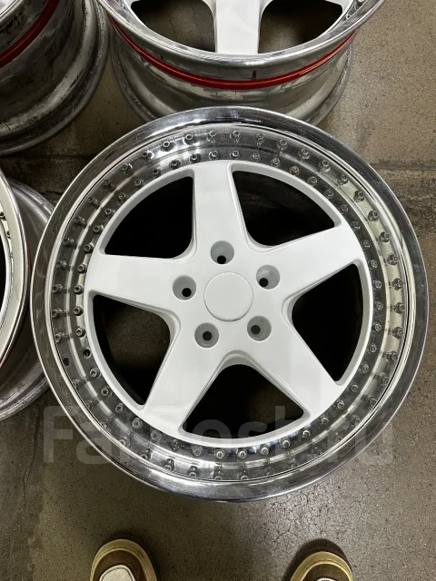 Work Equip. 9.0x17", 5x114.3, ET35 ����