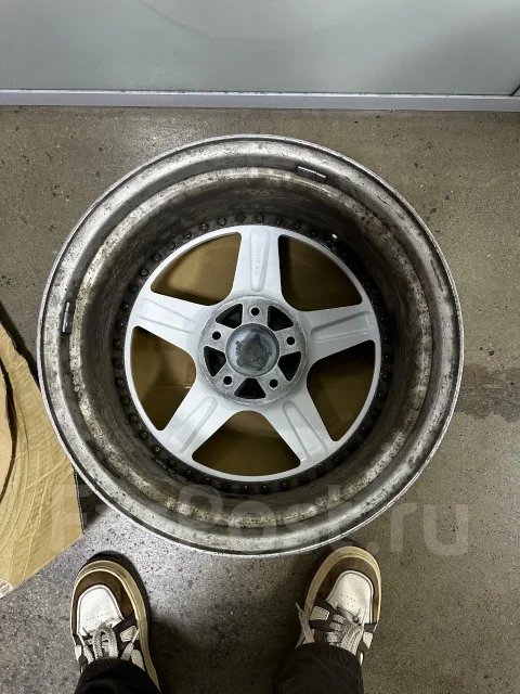 Work Equip. 9.0x17", 5x114.3, ET35 ����