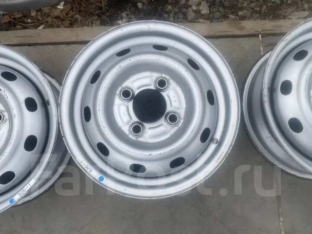Daihatsu. 4.0x12", 4x100, ET45, �� 54,1���. ����