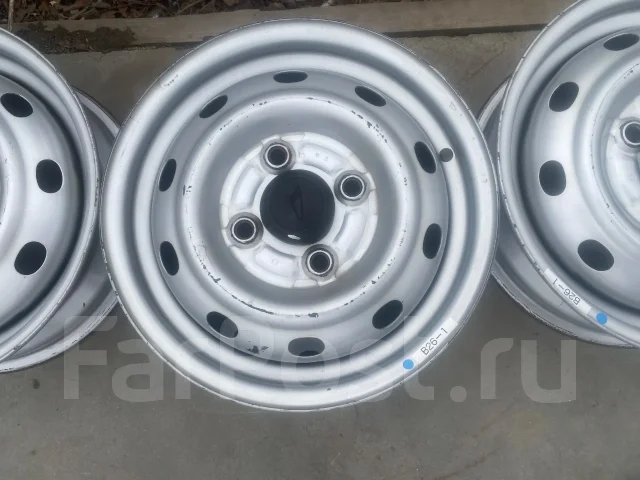 Daihatsu. 4.0x12", 4x100, ET45, �� 54,1���. ����