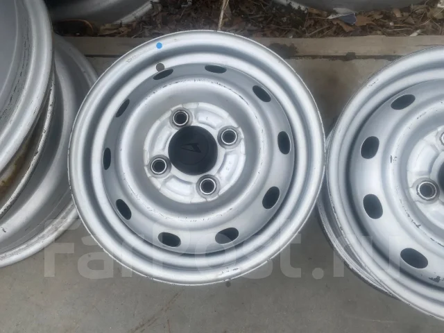 Daihatsu. 4.0x12", 4x100, ET45, �� 54,1���. ����