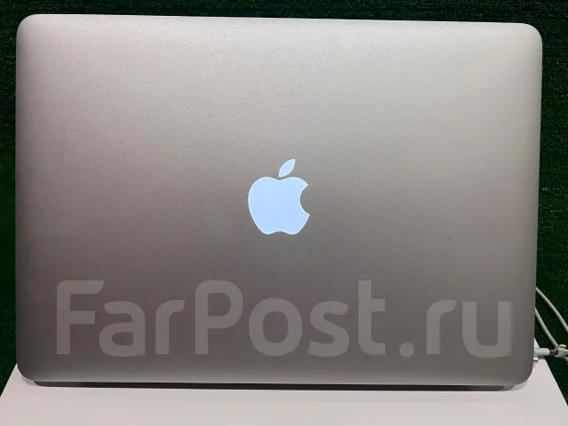 Apple MacBook Air 13 2014 Early. 13", ��� 4 ��, ���� 128���, WiFi: 1, Bluetooth: 1, ����������� �� 10��. ����