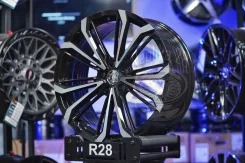 Modellista. 8.5x20", 5x114.3, ET35, �� 73,1���. ����