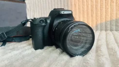 Canon EOS 250D Kit. 20 � ����� ��, ���: 3� ����