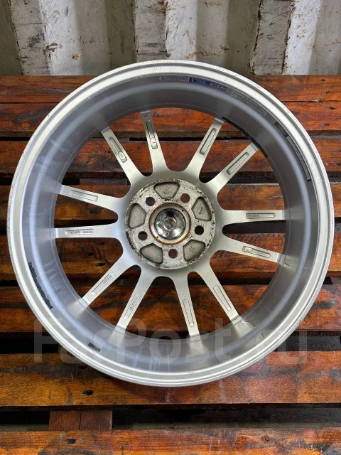 RAYS Gram Lights 57Xtreme. 7.0x17", 5x100, ET50 ����