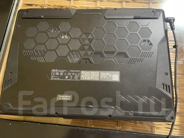 Asus TUF Gaming. 15.6", 2,5����, ��� 8 ��, ���� 512���, WiFi: 1, Bluetooth: 1, ����������� �� 6��. ����