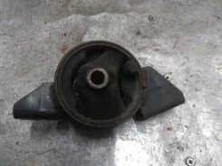 ������� ��������� Nissan Sunny 01.1990-11.1993 1132050Y10 FB13 GA15DS, ������ 1132050Y10 ����