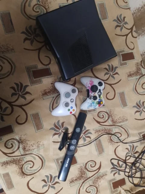 Microsoft Xbox 360 Slim ����