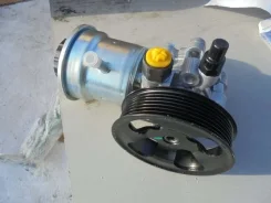 ����� �������������� Toyota Hilux SURF 4431026370 TRN215 2TR-FE 4431026370 ����