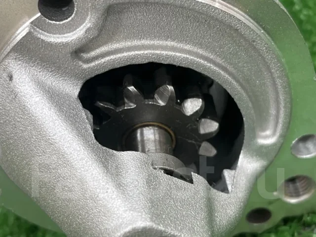 ������� Mitsubishi MD331137 4D56 MD331137 ����