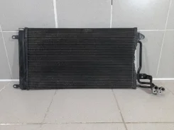 �������� ������������ Volkswagen Polo 6C0816411B 6 6C0816411B ����