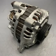 ����������� ��������� Mitsubishi Galant (MD188242) ��������! MD188242 ����