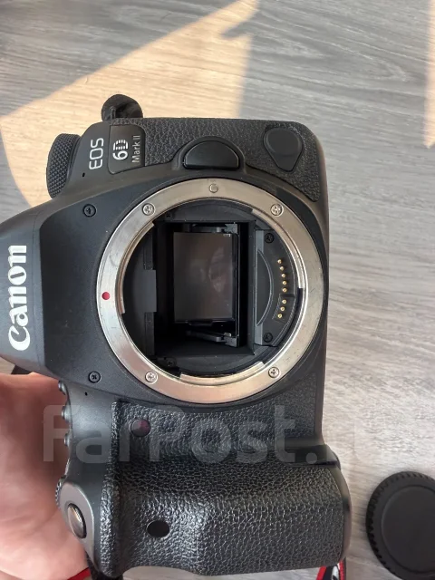 Canon EOS 6D Mark II ����