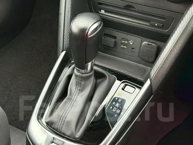 Mazda Mazda2. �������, ��������, 1.3 (110��.�.), ������, �/�. ��� ����� �� ������������ ����