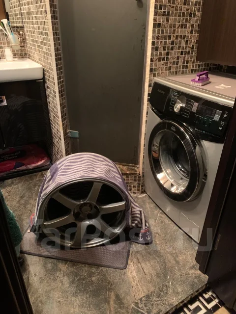 AVS Model T6. 9.0x17", 5x114.3, ET35, �� 66,1���. ����