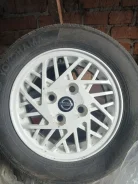 ���e�� Nissan Sunni. x14" �� 114,3���. ����