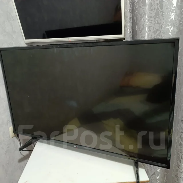 LG 43LH513V. LED ����