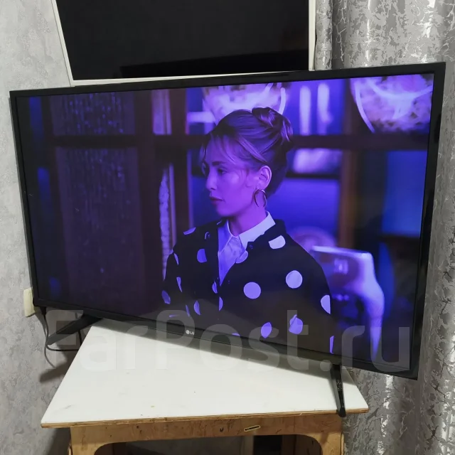 LG 43LH513V. LED ����