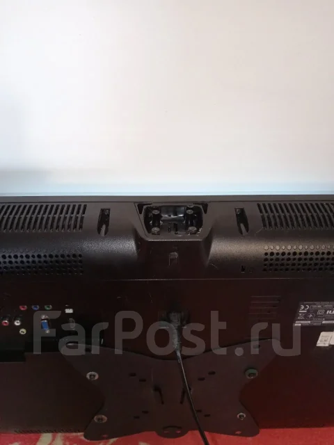 Philips. 26", ���������� �� (LCD, LED, QLED) ����
