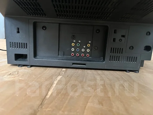 JVC. CRT (���) ����
