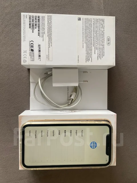 Apple iPhone Xr. �/�, 128 ��, ������, 3G, 4G LTE, 5G ����