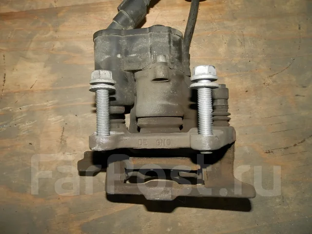 ������� Audi A6, ������ ������ 4F0615404A ����