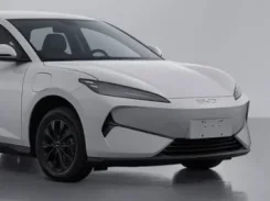 BYD e7 ���� ������ ����
