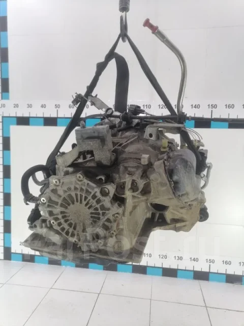 ���� Mazda 3 2008-2012 FSE919090D BL 2.0 2.5 FSE919090D ����