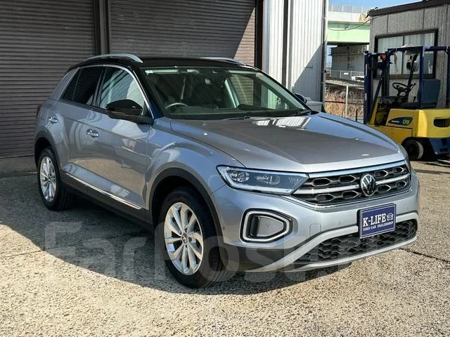 Volkswagen T-Roc. �������, ��������, 1.5 (150��.�.), ������, �/�. ��� ����� �� ������������ ����