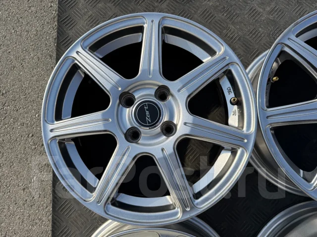 Bridgestone Toprun. 5.5x15", 4x100, ET42, �� 73���. ����