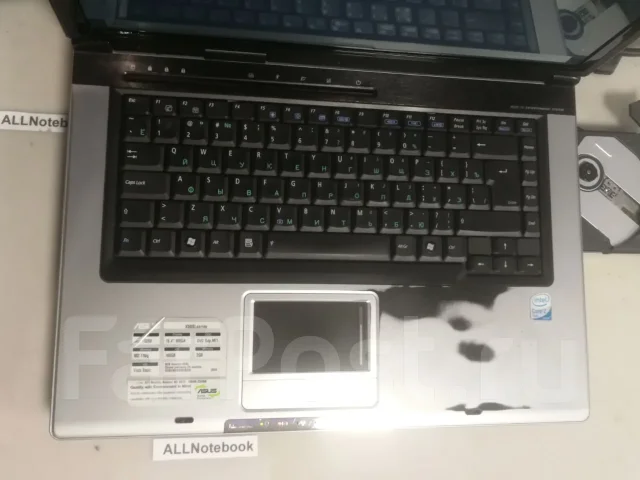 Asus X50SL. 15.4", 1,8����, ��� 2048 ��, ���� 160���, WiFi: 1 ����