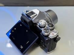 Olympus E-M10 Mark II ����