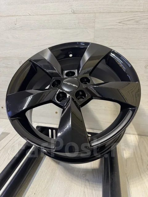 Khomen Wheels KHW1504. 6.0x15", 5x100, ET40, �� 57,1���. ����