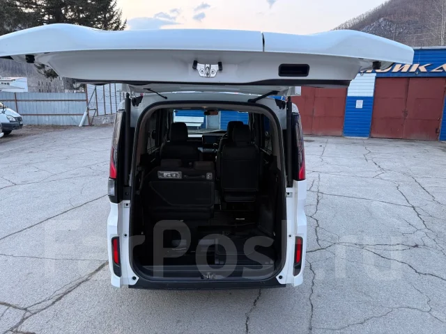 Honda Stepwgn. �������, ��������, 1.5 (150��.�.), ������, 188����. �� ����