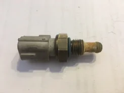 ������ ����������� Mazda 978F12A648AA L3DE 978F12A648AA ����