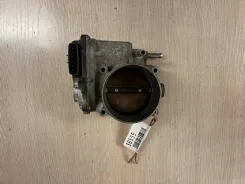 ����������� �������� Toyota Tundra 220300S010 USK56 3UR 220300S010 ����