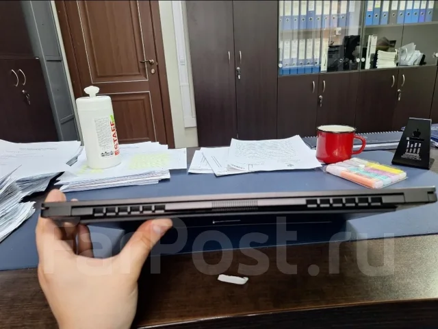 Maibenben M565. 15.6", 2,4����, ��� 8 ��, ���� 512���, WiFi: 1, Bluetooth: 1, ����������� �� 6��. ����