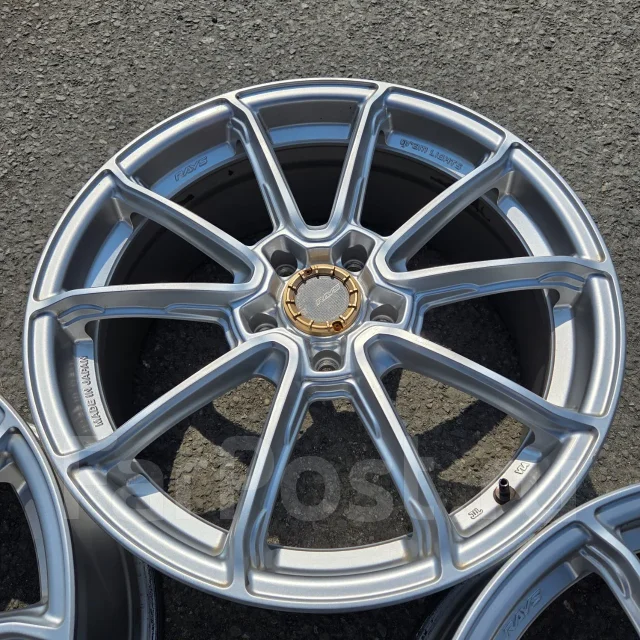 RAYS Gram Lights 57Getter. 7.5x18", 5x114.3, ET40, �� 70,1���. ����
