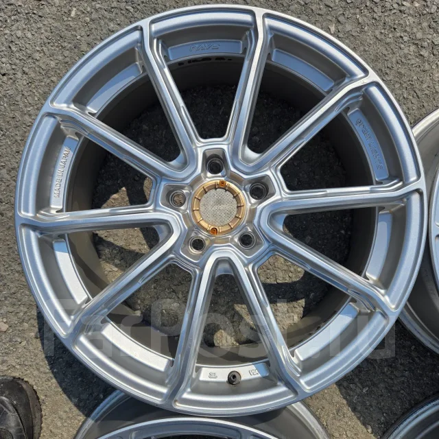RAYS Gram Lights 57Getter. 7.5x18", 5x114.3, ET40, �� 70,1���. ����