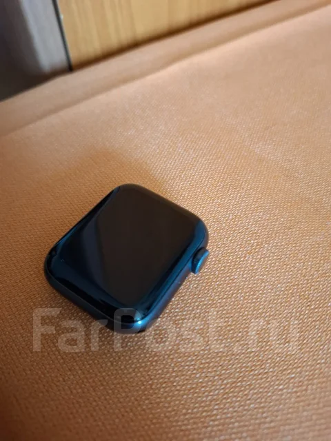 Apple Watch SE Nike. GPS, NFC, IP67 ����