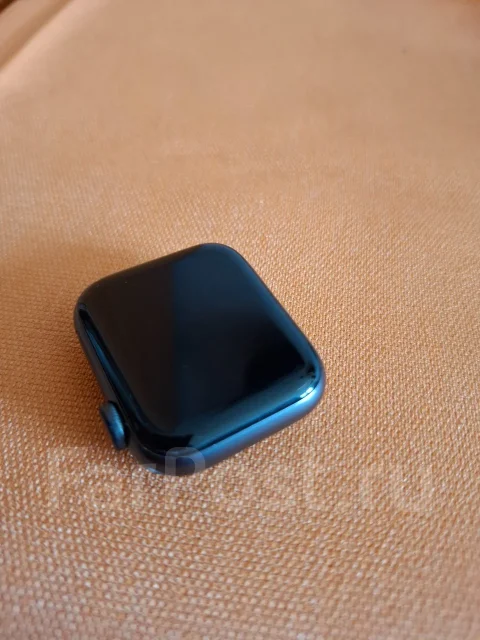 Apple Watch SE Nike. GPS, NFC, IP67 ����
