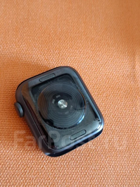 Apple Watch SE Nike. GPS, NFC, IP67 ����