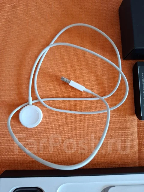 Apple Watch SE Nike. GPS, NFC, IP67 ����