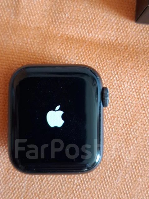 Apple Watch SE Nike. GPS, NFC, IP67 ����