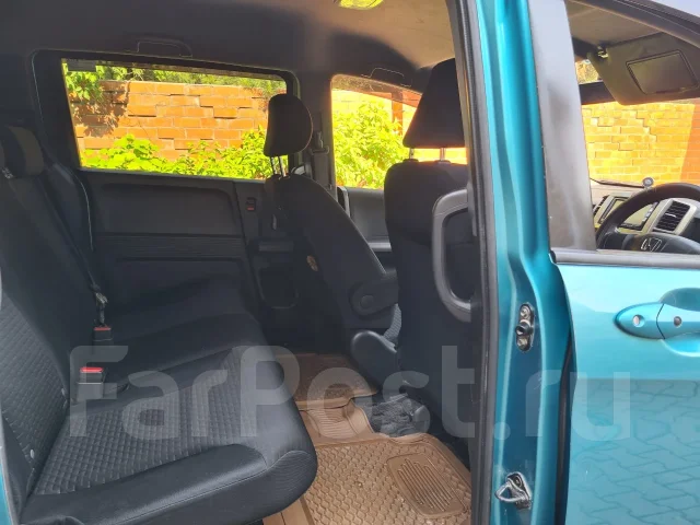 Honda Freed Spike. �������, ��������, 1.5 (118��.�.), ������, 141 114����. �� ����