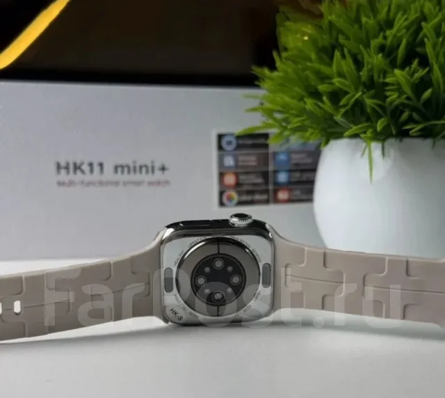Apple Watch Series 11. IP67 ����