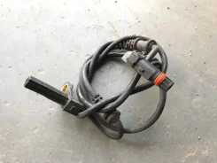 ������ abs Mercedes-Benz S-class 2010 A2219055700 W221 273961, �������� A2219055700 ����