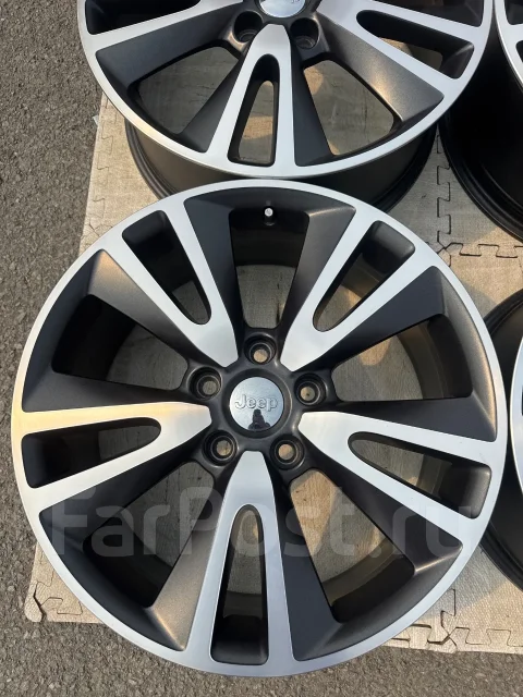 Jeep. 8.0x20", 5x127, ET56.4, �� 72���. ����